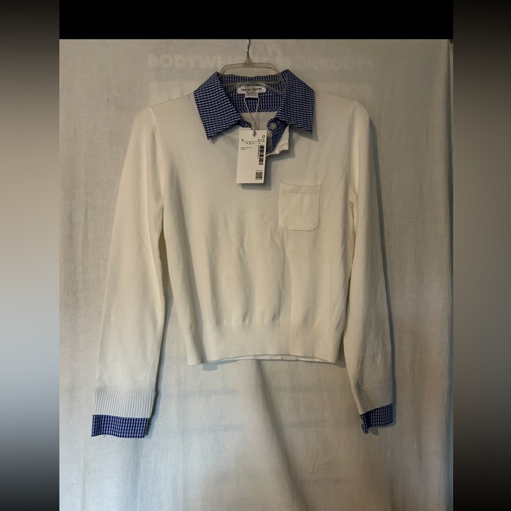 Women's White Sweater with Blue Accents